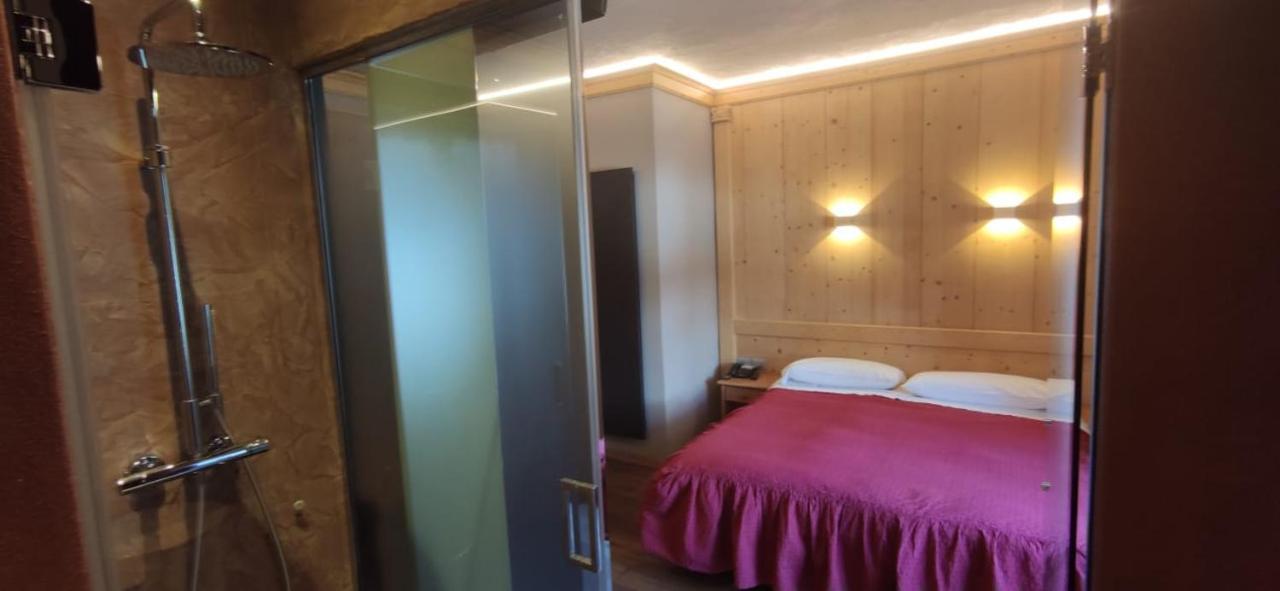 מיזורינה Albergo Chalet Lago Antorno מראה חיצוני תמונה