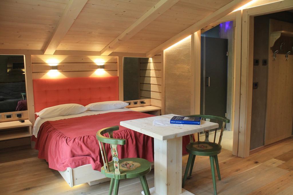 מיזורינה Albergo Chalet Lago Antorno מראה חיצוני תמונה