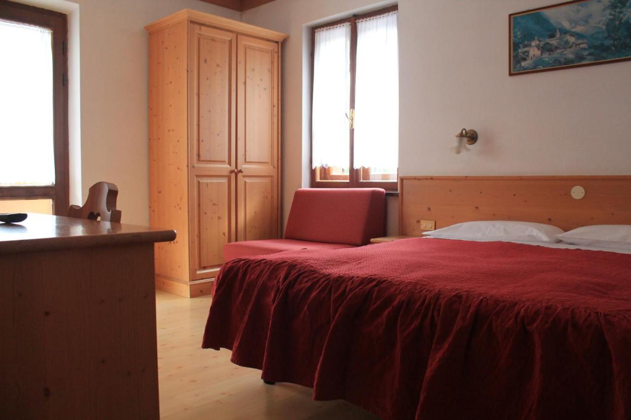 מיזורינה Albergo Chalet Lago Antorno מראה חיצוני תמונה