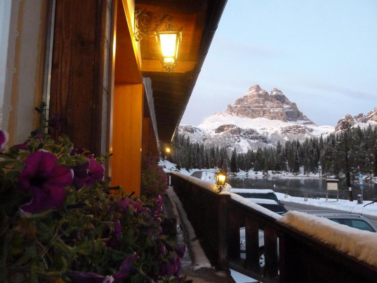 מיזורינה Albergo Chalet Lago Antorno מראה חיצוני תמונה